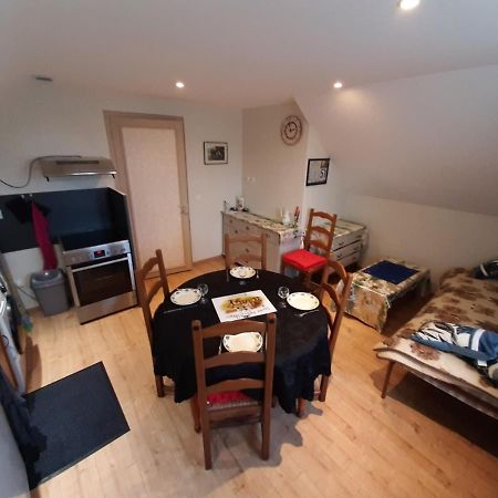 Le Deux Gaulle Apartment Le Mele-sur-Sarthe Bagian luar foto