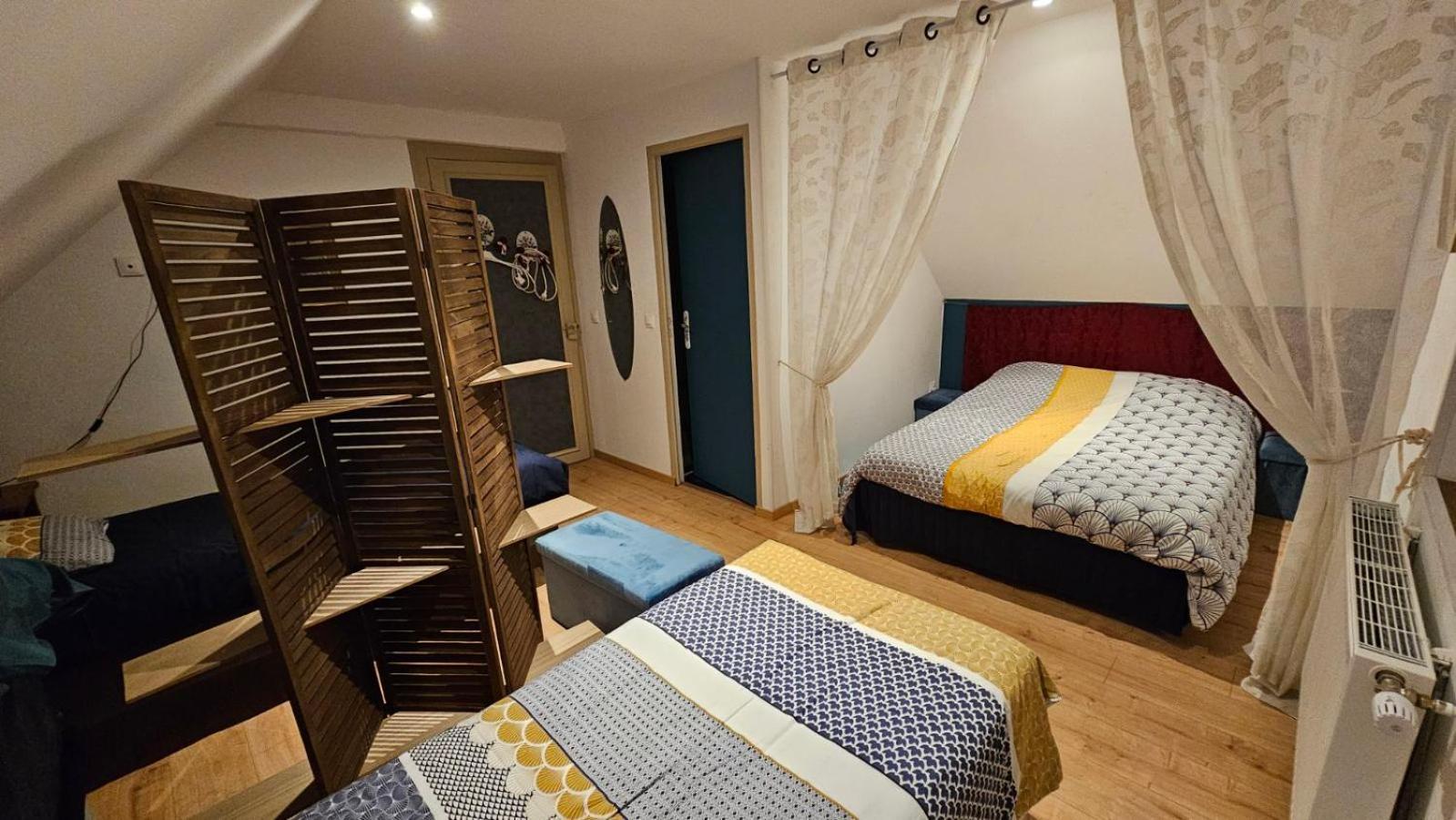 Le Deux Gaulle Apartment Le Mele-sur-Sarthe Bagian luar foto